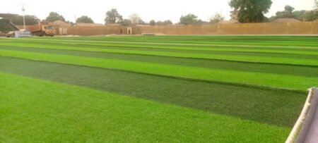 Boké : UMS dote le stade du 1er Mai  de sa toute première pelouse synthétique