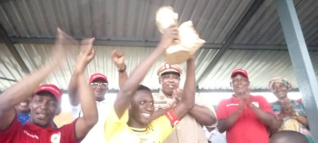 Tournoi du consortium SMB-Winning-UMS à Boké : le FC Bengoudou remporte la 8ème édition Tournoi du consortium SMB-Winning-UMS à Boké : le FC Bengoudou remporte la 8ème édition
