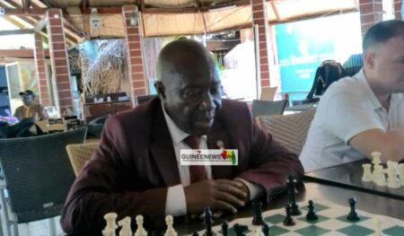 Jeux d’échecs et de dames : la Guinée célèbre la Journée internationale avec ambition et engagement Jeux d’échecs et de dames : la Guinée célèbre la Journée internationale avec ambition et engagement