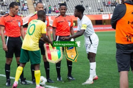 1 but partout (mi-temps) – Africa Guinee