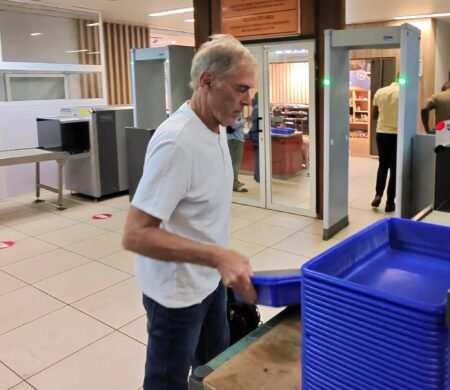 Michel Dussuyer aperçu à Conakry