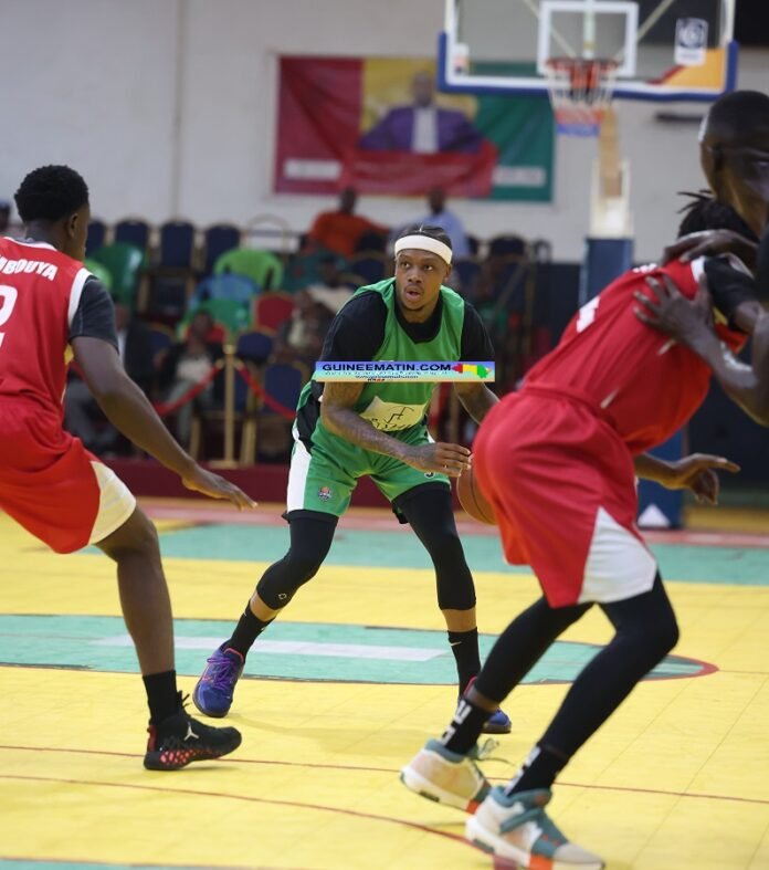 Le Centre Fédéral renverse Jorfof dans le dernier quart-temps et se rapproche du titre