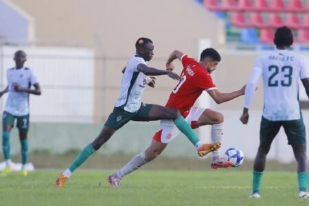 Coupe de la CAF : le Hafia FC tombe face au CR Belouizdad et quitte la compétition