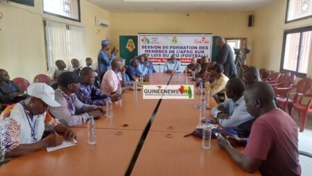 La presse sportive guinéenne se familiarise avec les nouvelles lois du jeu