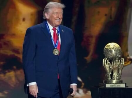 Donald Trump honoré par la FIFA – Africa Guinee