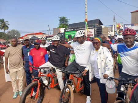 Le ministre Bogola assure que Doumbouya veut ‘’occuper sainement’’ la jeunesse guinéenne : ‘’Chaque discipline doit faire sa part’’ Le ministre Bogola assure que Doumbouya veut ‘’occuper sainement’’ la jeunesse guinéenne : ‘’Chaque discipline doit faire sa part’’