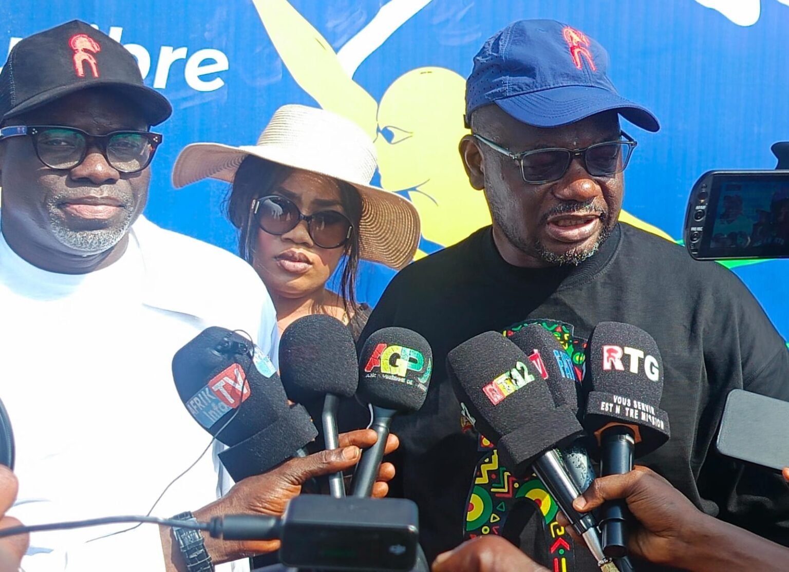 Coupe d’Afrique de natation : ‘’la Guinée devient de plus en plus fréquentable et offre des perspectives plus grandes’’, se réjouit le ministre Mourana Coupe d’Afrique de natation : ‘’la Guinée devient de plus en plus fréquentable et offre des perspectives plus grandes’’, se réjouit le ministre Mourana