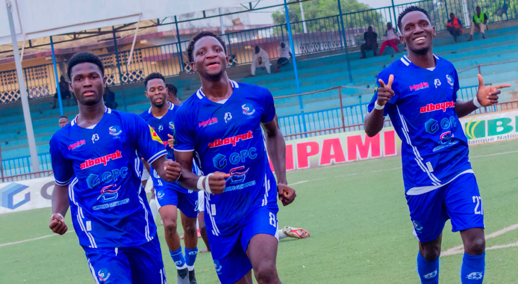 Ligue 1 (J10) : le Milo FC déloge l’AS Kaloum du fauteuil de leader Ligue 1 (J10) : le Milo FC déloge l’AS Kaloum du fauteuil de leader